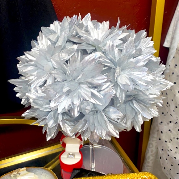 Accessories - Funky Vintage Art Deco Fully Flowered Round Wool Hat